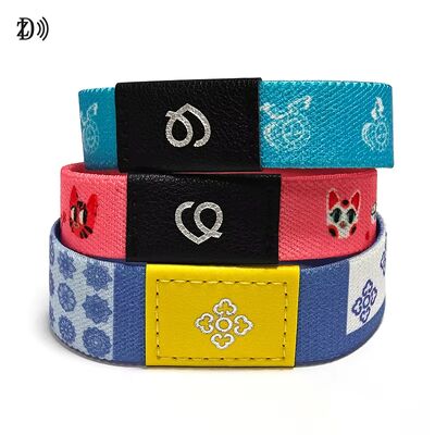 Vòng đeo tay co giãn tùy chỉnh RFID 13.56MHz NFC bằng cao su bền với dây co giãn polyester cho kiểm soát truy cập
