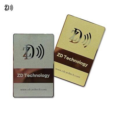 Thẻ kinh doanh NFC kim loại thiết kế tùy chỉnh NTAG216 888 Byte 13.56MHz Thẻ thăm kim loại thép không gỉ RFID