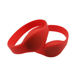 LF RFID Vòng đeo tay silicone in UV cho các sự kiện ngoài trời