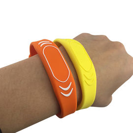 Dây đeo cổ tay RFID thụ động bền bỉ cho bệnh viện thanh toán Waterpark